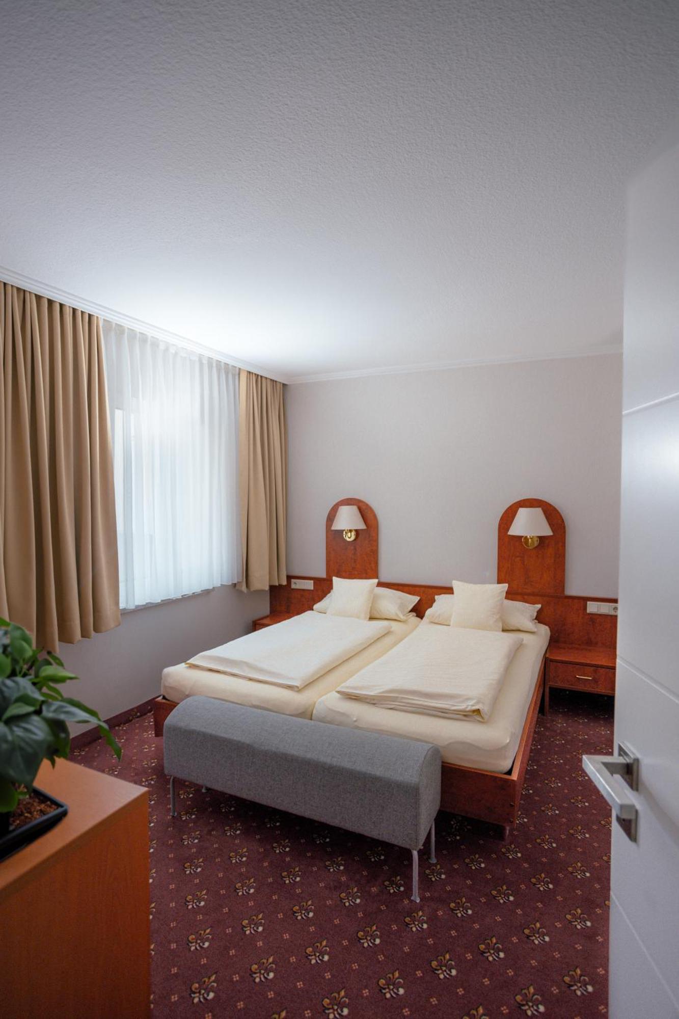 Ferienhotel Wolfsmuehle Rodishain エクステリア 写真