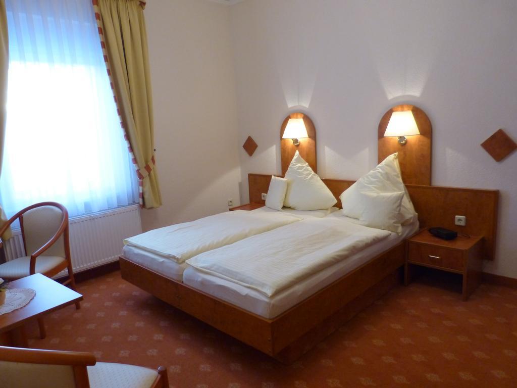 Ferienhotel Wolfsmuehle Rodishain エクステリア 写真